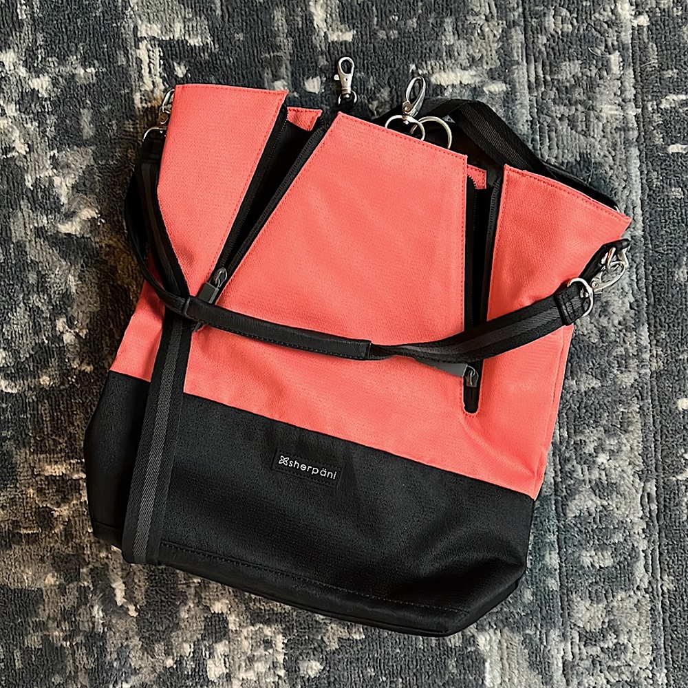 Coral Sherpani cross-body Devyn bag